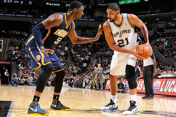 迪纳塔莱：斯帕莱蒂的进攻体系让前锋受益，相信球迷会喜欢他